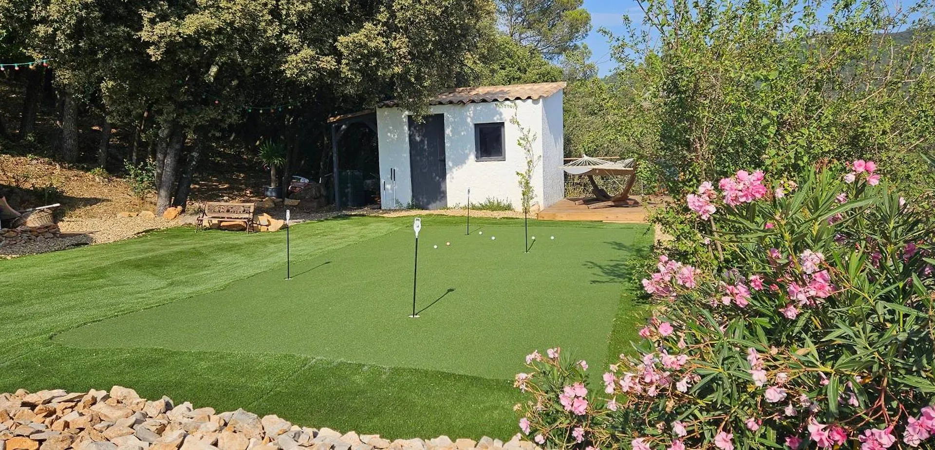 Nouveau : Magnifique Villa Individuelle Avec Piscine Rocbaron Var